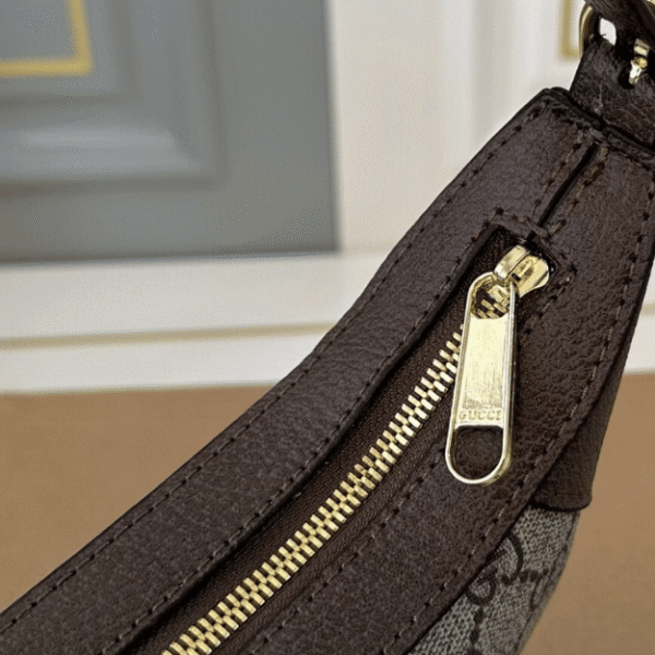 Gucci Ophidia Mini Moon Bag Beige 7.9 Inches ‎838479 FAE0S 9746