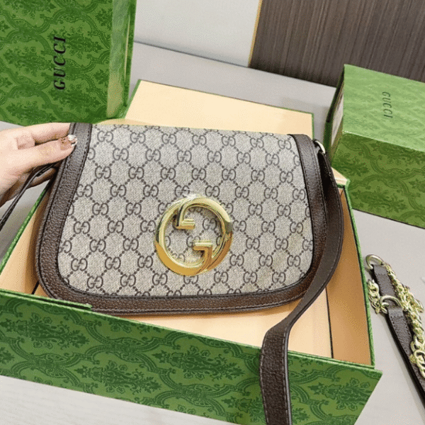 2Gucci Blondie Medium Shoulder Bag 11.0 Inches