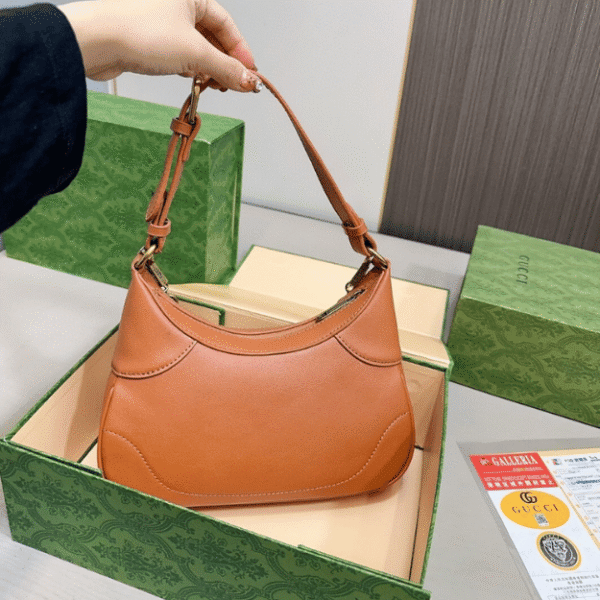 3-228.png Gucci Ophidia Small Hobo Bag Brown 10.2 Inches