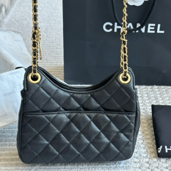3-295 Chanel 22 Hobo/Shoulder Bag With Flap Pocket Black 7.5 Inches