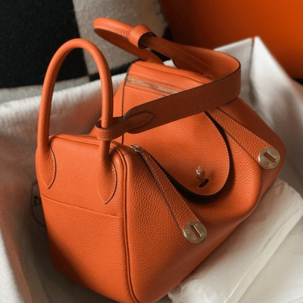 Hermès Lindy 26 Bag Orange/Terracotta 10.2 Inches