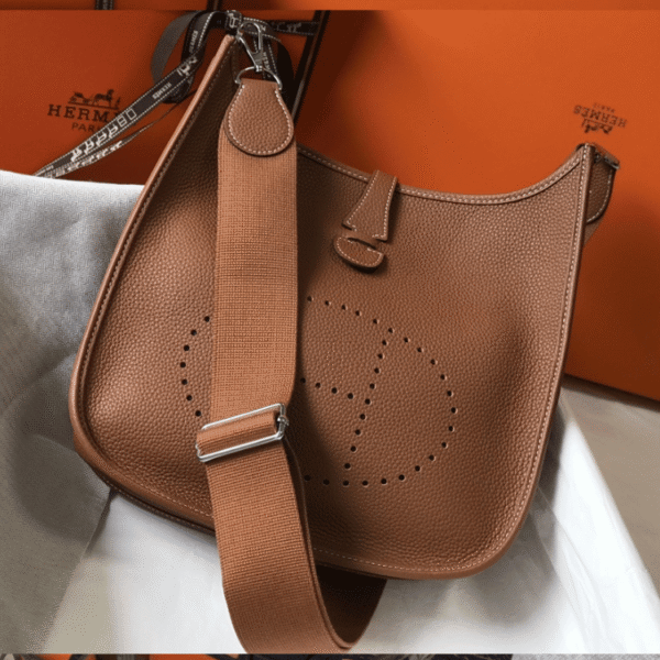 Hermès Evelyne Bag III 29 PM Brown 11 Inches