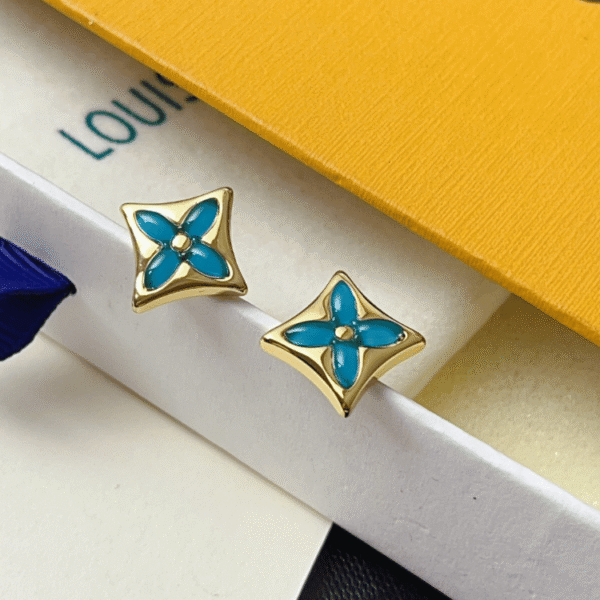 Louis Vuitton Monogram Flower Tile Stud Earring Gold-Tone Q16641
