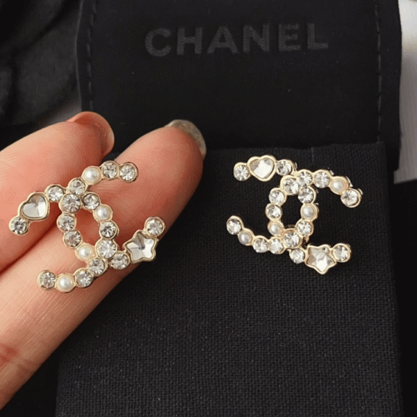 Chanel Cc Logo Stud Earrings With Rhinestones And Pearls Gold-Tone