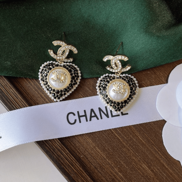 Chanel Cc Logo Heart Drop Earrings With Pearls And Rhinestones Black/White/Gold