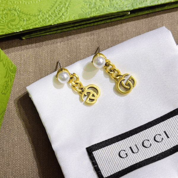 Gucci Pearl And Interlocking G Drop Earrings Gold-Tone