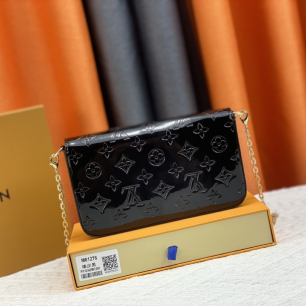 Louis Vuitton Pochette Félicie Monogram Vernis Black 8.3 Inches M61276