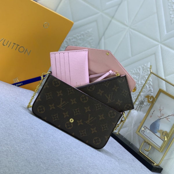 Louis Vuitton Pochette Félicie Monogram Rose Ballerine 8.3 Inches M61276