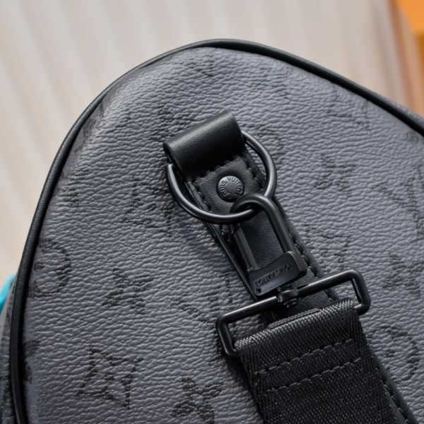 Louis Vuitton Keepall Bandoulière 45 Gray 17.7 Inches M11481