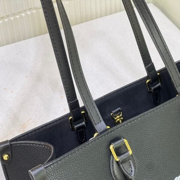 Louis Vuitton Onthego MM Black 13.8 Inches M24834