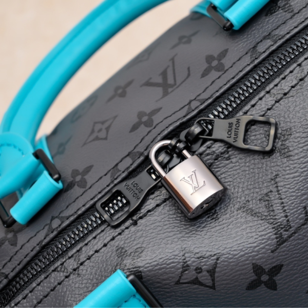 Louis Vuitton Keepall Bandoulière 45 Gray 17.7 Inches M11481