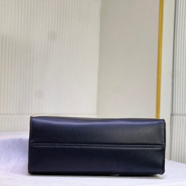 Louis Vuitton Onthego MM Black 13.8 Inches M24834