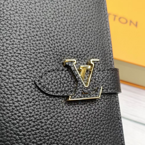 Louis Vuitton Vertical Wallet Taurillon Black 7.5 Inches M81499