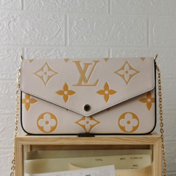 383-1 Louis Vuitton Pochette Félicie Monogram Empreinte Beige Gold 8.3 Inches M80498