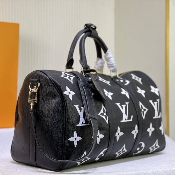 Louis Vuitton Keepall Bandoulière 45 Black 17.7 Inches M46670