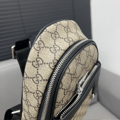 Gucci Gg Supreme Chest Bag Beige 11 Inches