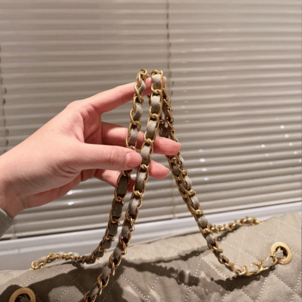 4-323 Chanel Vintage-Style Flap Bag Khaki 15.7 Inches