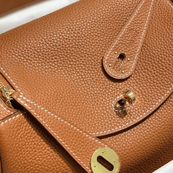 Hermès Lindy 26 Bag Tan/Camel 10.2 Inches