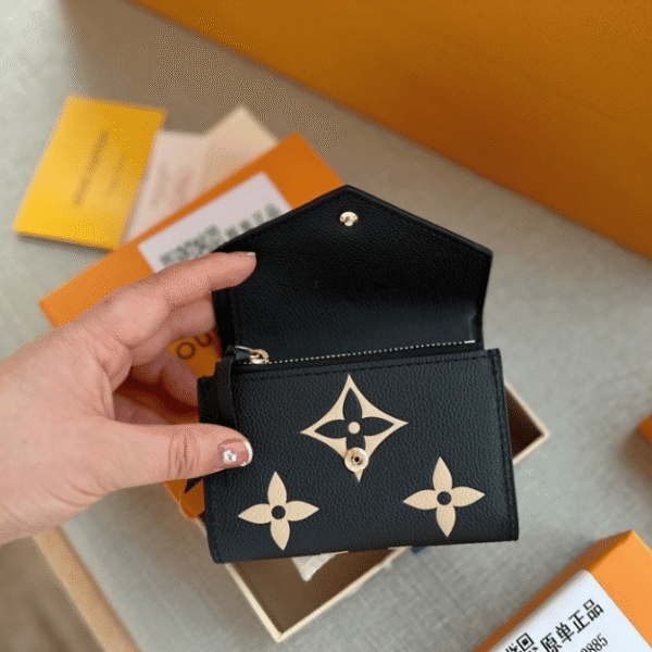 4-515 Louis Vuitton Victorine Wallet Bicolor Black/Beige 4.7 Inches M80969