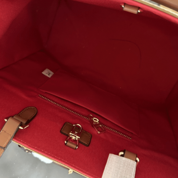Louis Vuitton Onthego MM East West Monogram 13.8 Inches