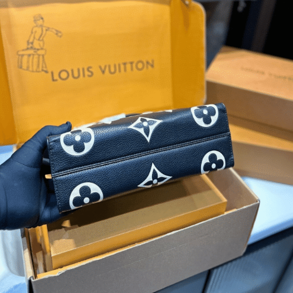 Louis Vuitton Onthego East West Mini Black Monogram 9.8 Inches