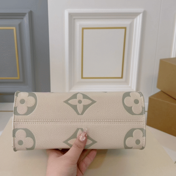 Louis Vuitton Onthego Small Monogram Ivory Sage 9.8 Inches