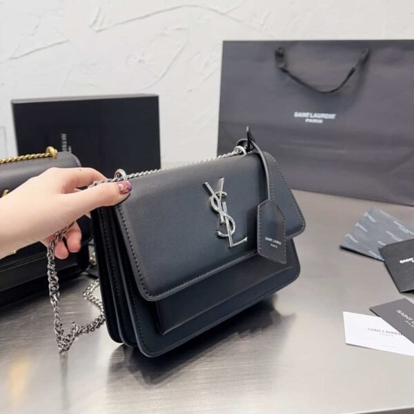 Saint Laurent Sunset Medium In Smooth Leather Black 9.8 Inches