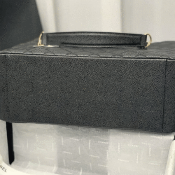 Chanel Bolsa Grand Tote Black 13.0 Inches A50995