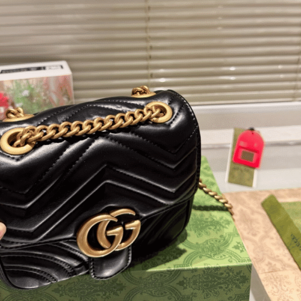 Gucci Gg Marmont Square Shoulder Bag Black 7.1 Inches