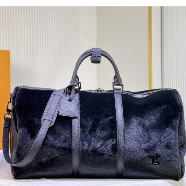 413 Louis Vuitton Puffy Shearling Keepall Bandoulière 50 Black 19.7 Inches M23108