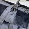 417 Louis Vuitton Puffy Shearling Keepall Bandoulière 50 Black 19.7 Inches M23108
