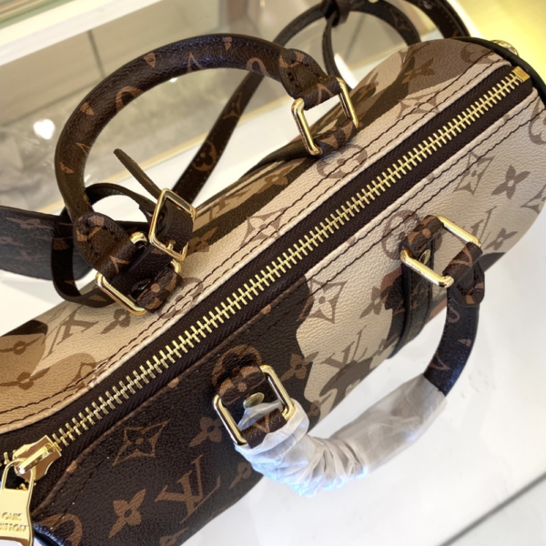 Louis Vuitton Keepall Bandoulière 25 Brown 9.8 Inches M45653