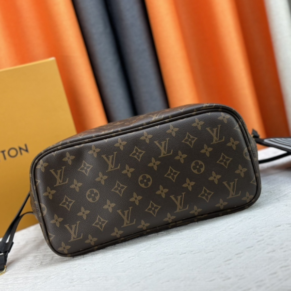 438.png Louis Vuitton Neverfull Inside Out MM Dark Brown 12.2 Inches M11946