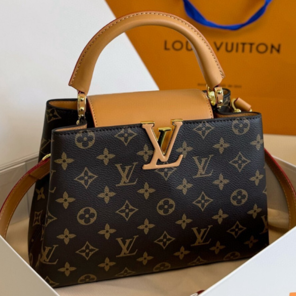 441-2 Louis Vuitton Capucines BB Monogram Brown 10.6 Inches
