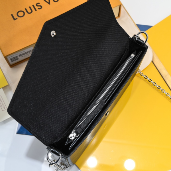 Louis Vuitton Pochette Félicie Epi Black 8.3 Inches M62648