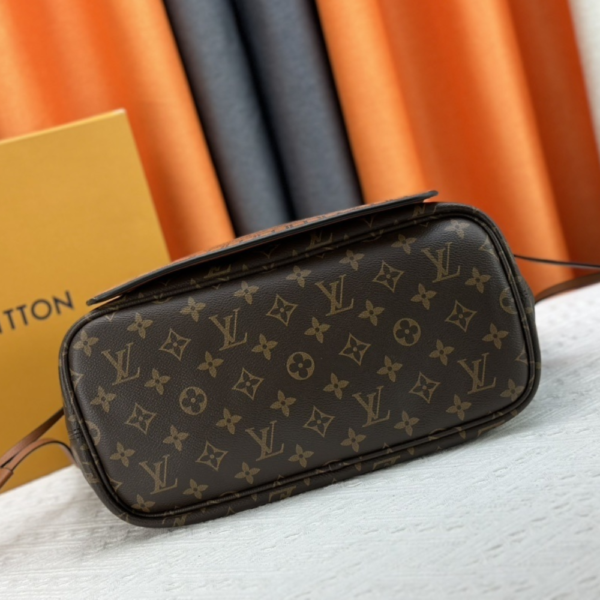 Louis Vuitton Neverfull Inside Out MM Brown 12.2 Inches M11946
