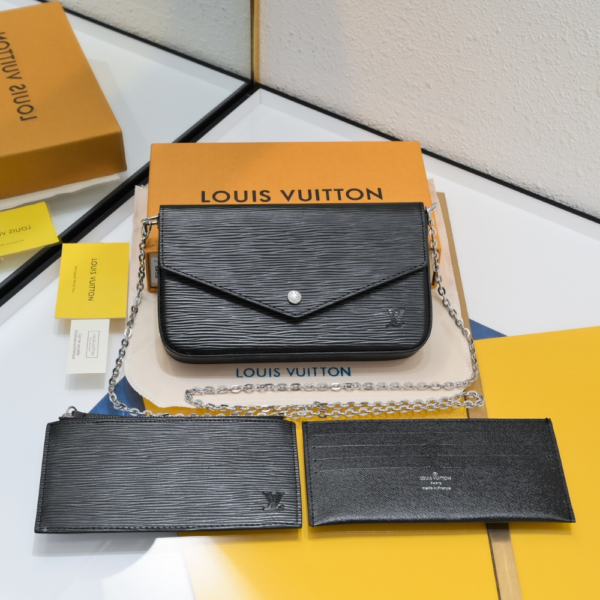 Louis Vuitton Pochette Félicie Epi Black 8.3 Inches M62648