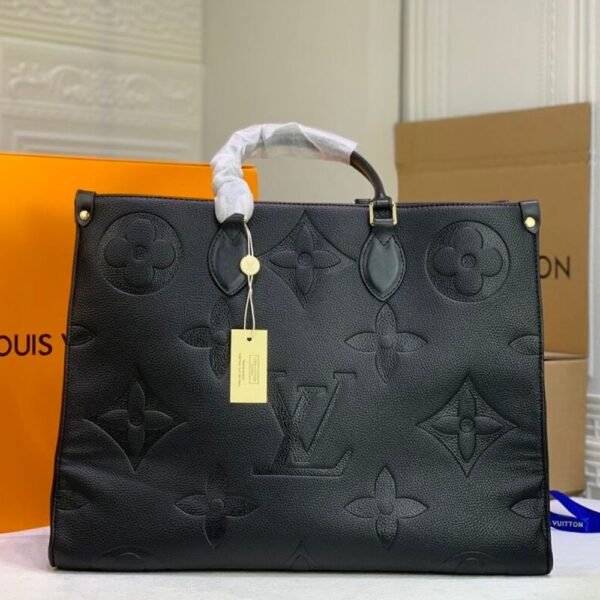 Louis Vuitton Onthego GM Black 16.1 Inches M44925