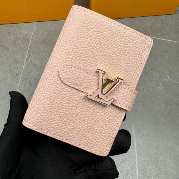 Louis Vuitton Vertical Compact Wallet Capucines Taurillon Pink 3.5 Inches M82198