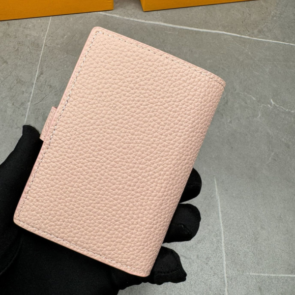 Louis Vuitton Vertical Compact Wallet Capucines Taurillon Pink 3.5 Inches M82198