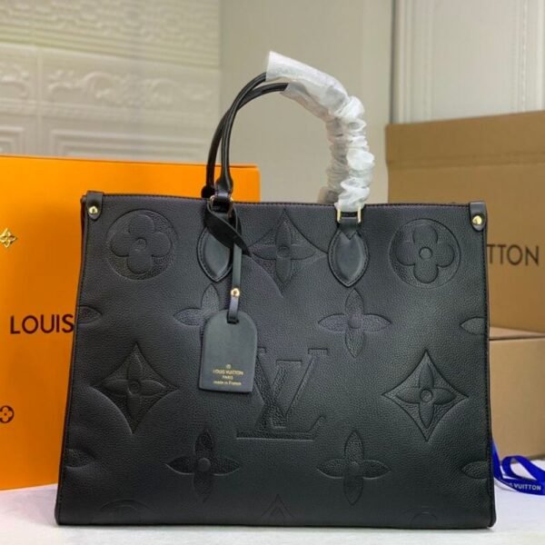 Louis Vuitton Onthego GM Black 16.1 Inches M44925