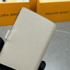 Louis Vuitton Vertical Compact Wallet Capucines Beige 3.5 Inches M82198