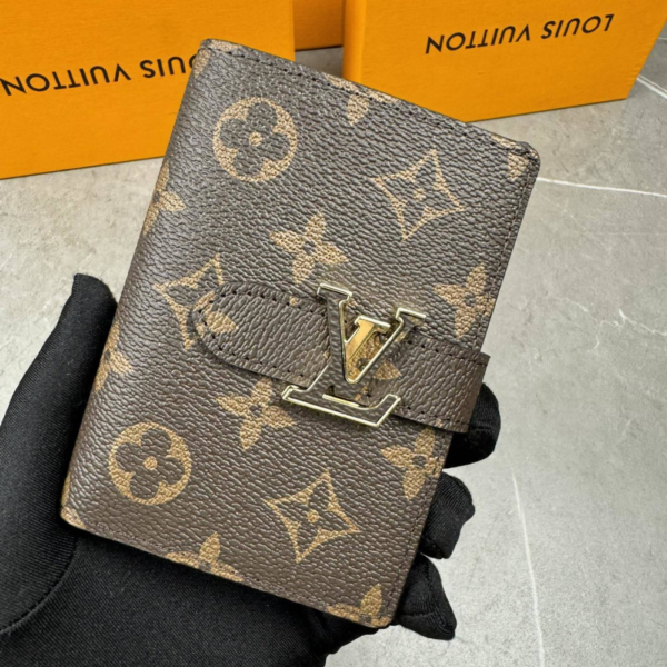 Louis Vuitton Vertical Compact Wallet Capucines Monogram Brown 3.5 Inches M82198