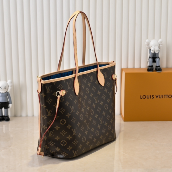 Louis Vuitton Neverfull Bandoulière Inside Out MM Blue 12.2 Inches M12779