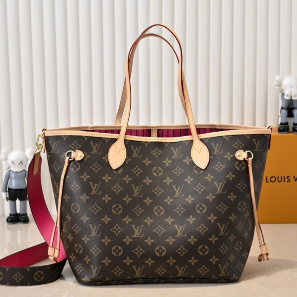 Louis Vuitton Neverfull Bandoulière Inside Out MM Pink 12.2 Inches M12779