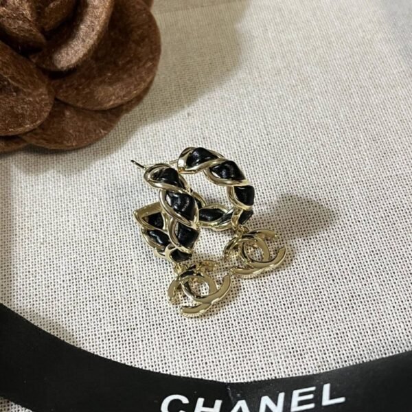 Chanel Chain CC Small Hoop Earrings Gold