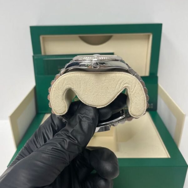 Rolex Datejust 41mm White Dial 126334 Jubilee Flutted