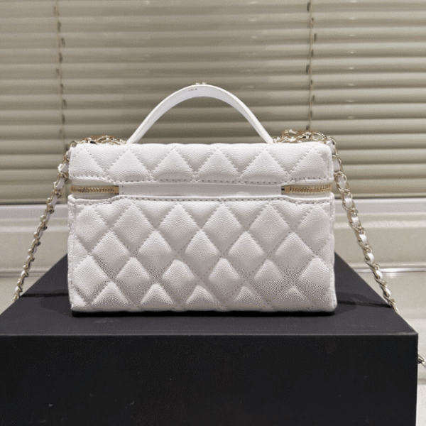 Chanel Vanity With Chain White 7.9 Inches
