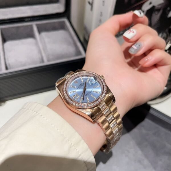 Rolex Datejust Diamond In Rose Gold With Blue Dial 31Mm