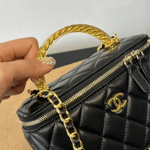 Chanel Mini Vanity Case With Top Handle Black 6.3 Inches